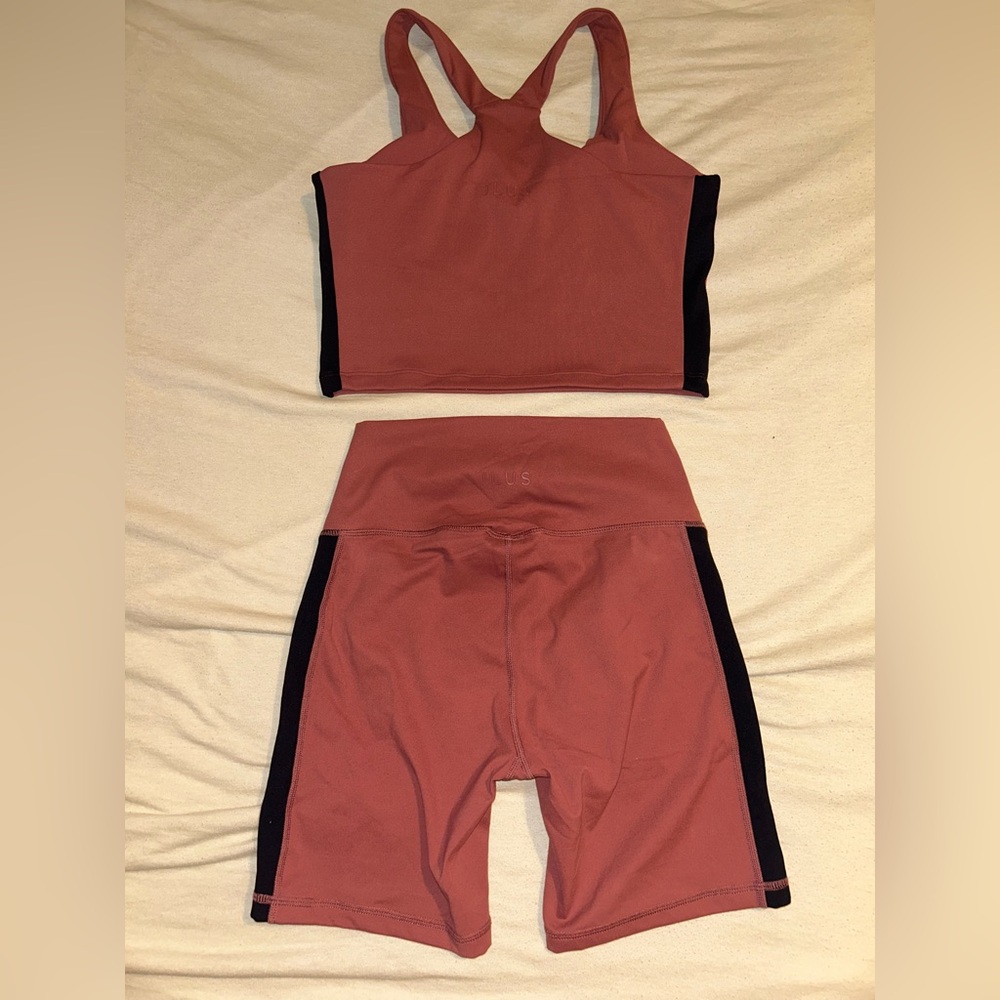 ILUS Blush & Black Activewear Set